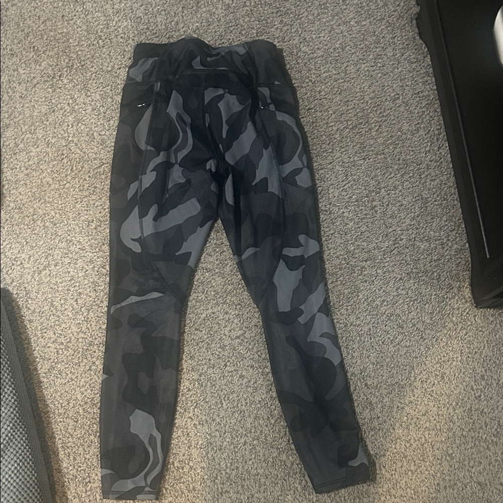 Athleta Camouflage Leggings - Black and Gray - Picture 3 of 4
